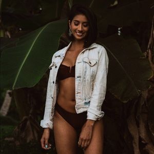 Meet your Posher, Isabel